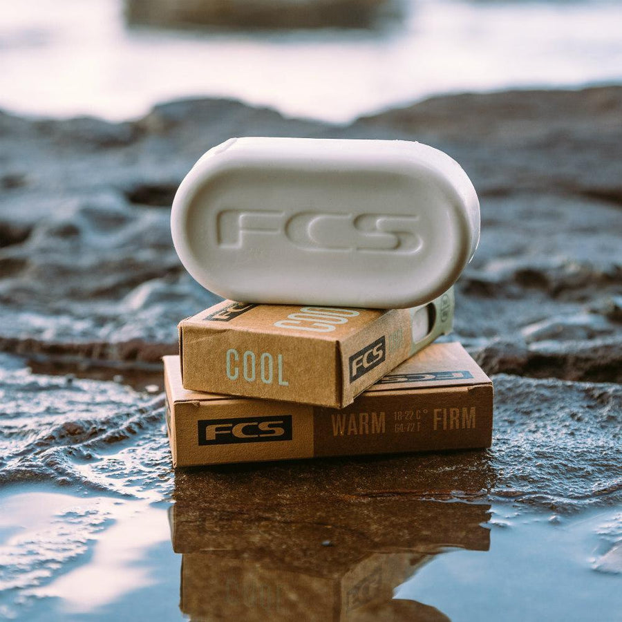 FCS Surf Wax Cool bar for 13-18C water