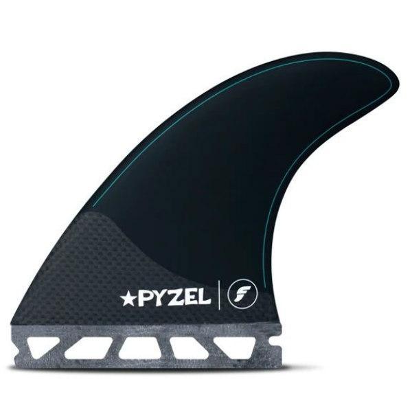 Futures Pyzel Medium 5-Fin Set Black Surfboard Fins Futures 